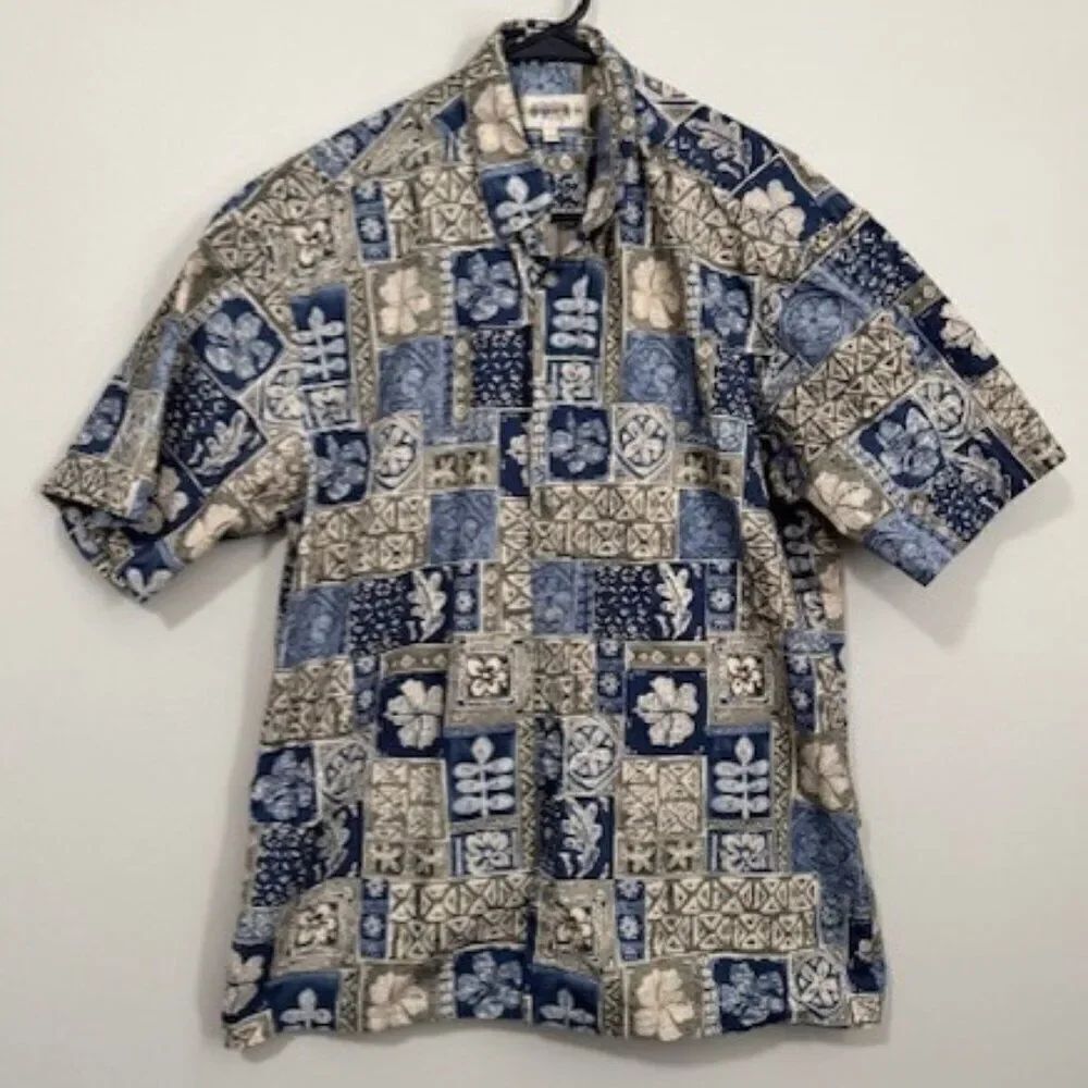 USED Men's Campia Short Sleeve Button Down Shirt Color Grey and Blue Size Medium
